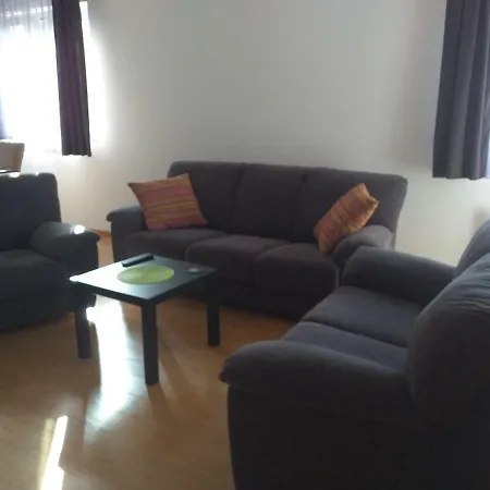 Sanjar Apartment